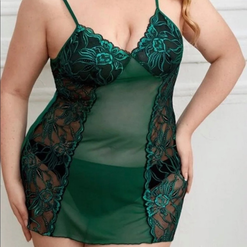 Gorgeous shimmery chemise 2X new